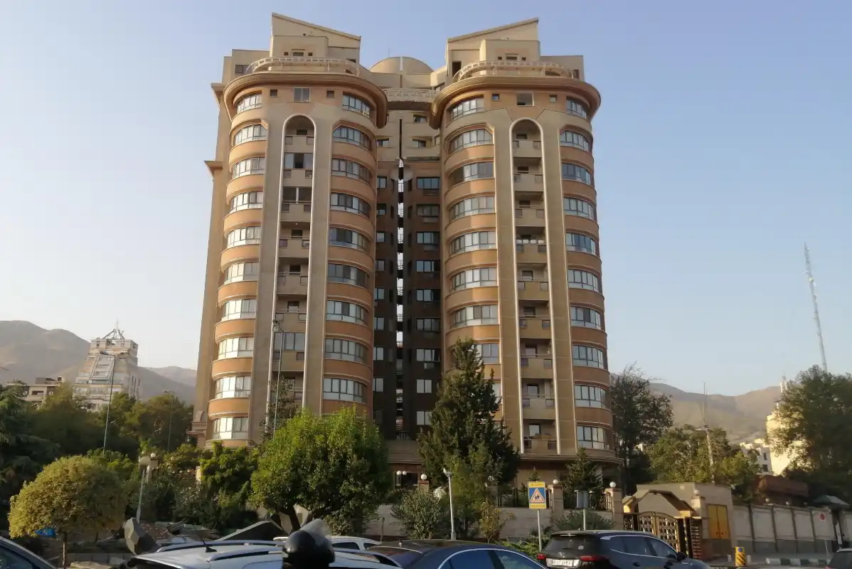 سرمایه گذاری در محله کامرانیه